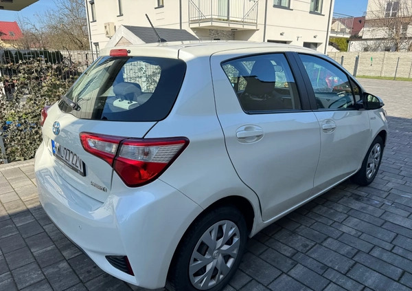 Toyota Yaris cena 52500 przebieg: 57000, rok produkcji 2018 z Warszawa małe 121